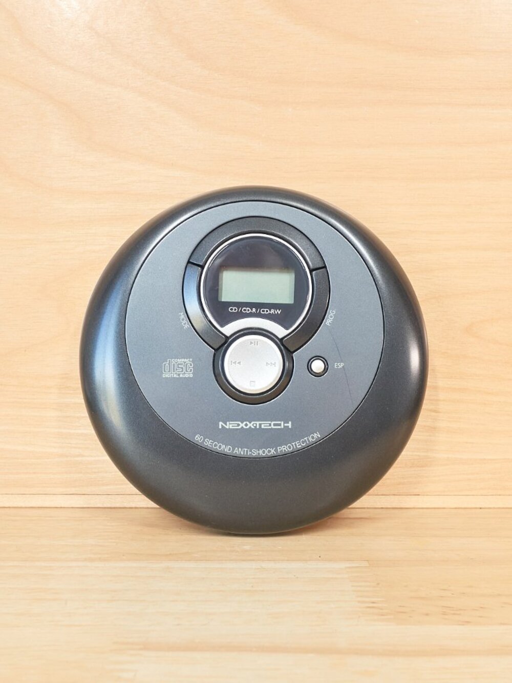 Nexxtech 8018167 Portable CD Player 60-Second Anti-Shock Tested